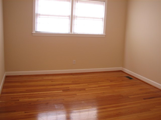 2910 Old Easley Bridge Road Greenville, SC 29611 - Photo 8 of 10 Gallery Image 8