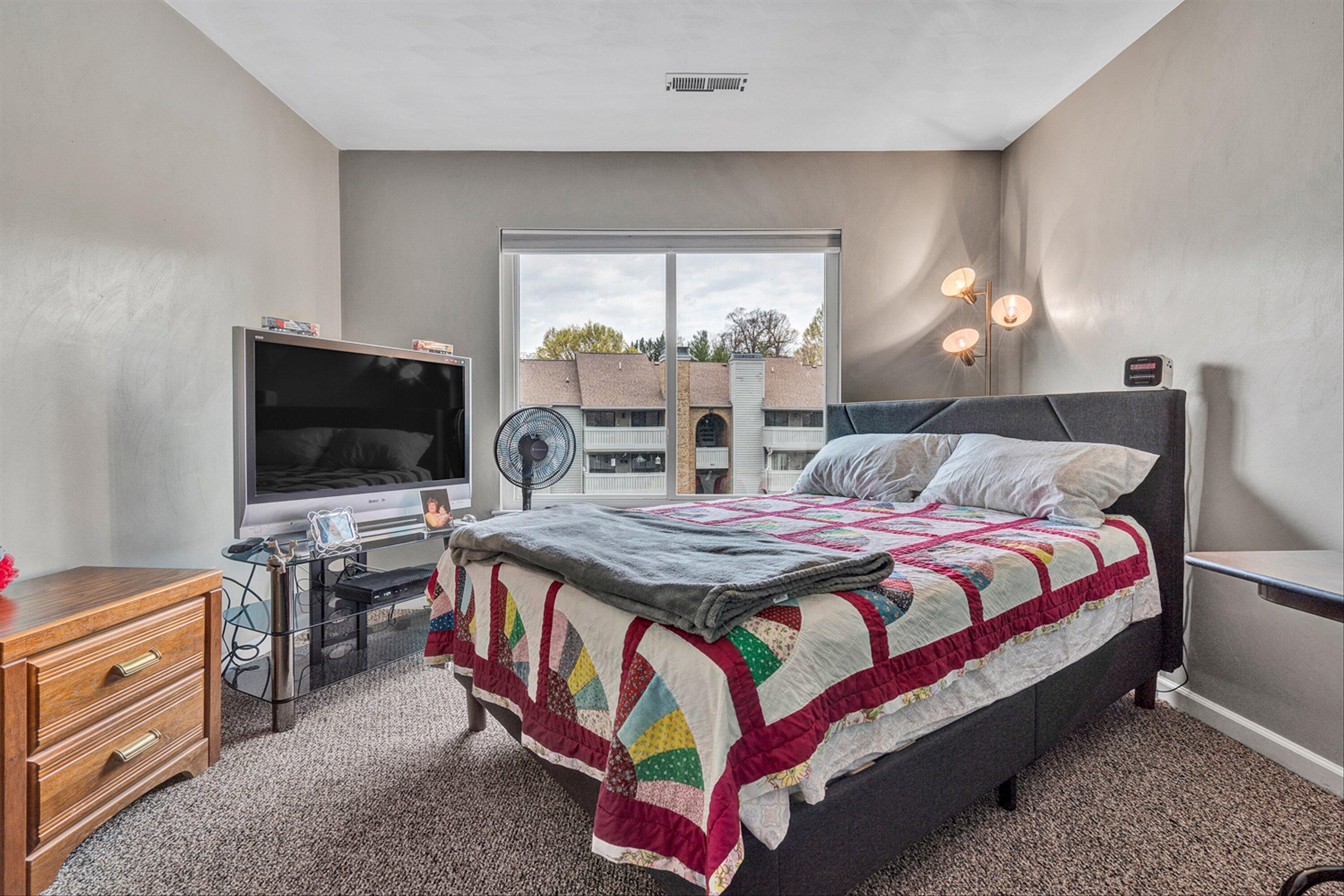 2424 Post Oak Road Salem, VA 24153 - Photo 20 of 24 20-DSC3320