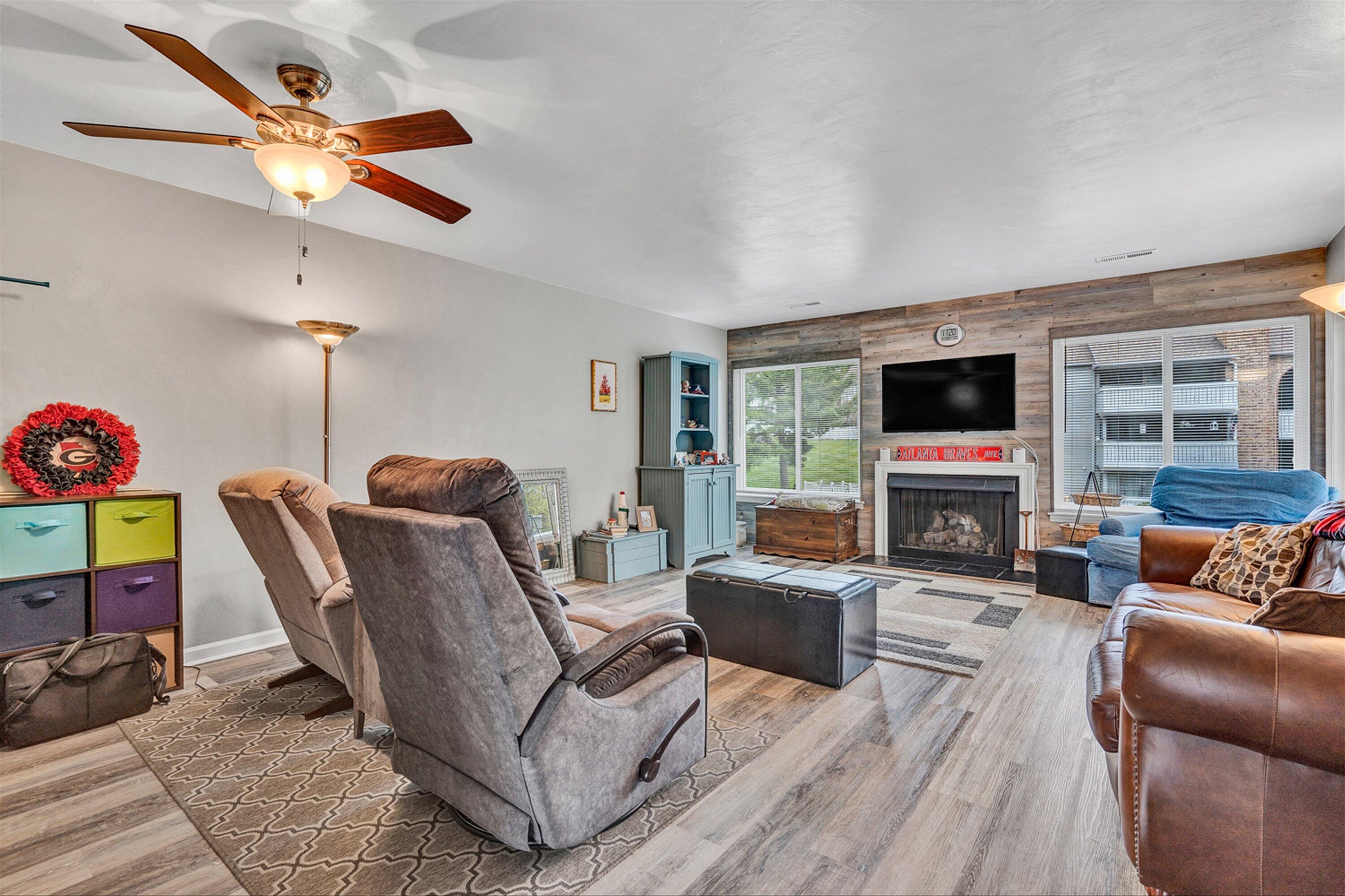 2424 Post Oak Road Salem, VA 24153 - Photo 8 of 24 08-DSC3281