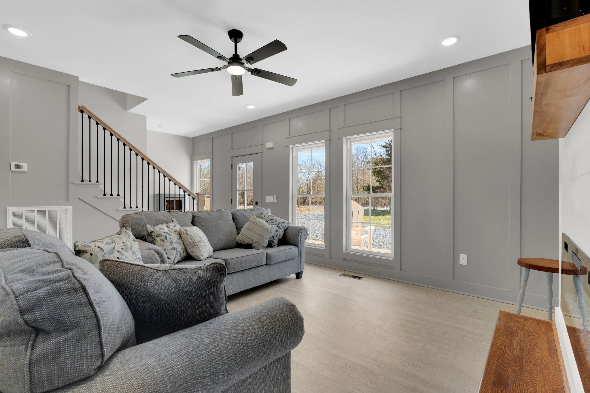 591 Ghea Road Normandy, TN 37360 - Photo 24 of 48 a living room with furniture and a window
