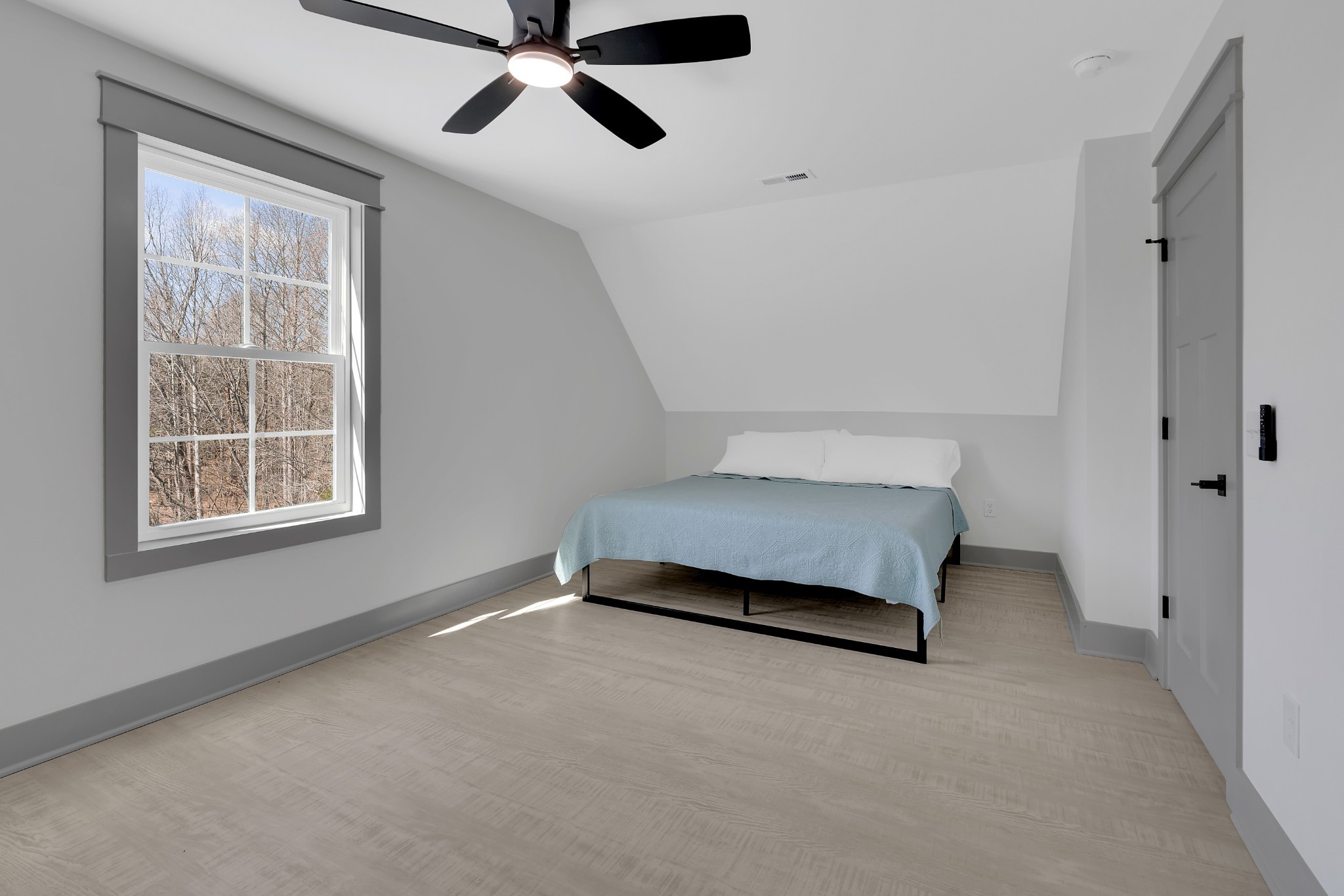 591 Ghea Road Normandy, TN 37360 - Photo 46 of 48 a room with a bed and window