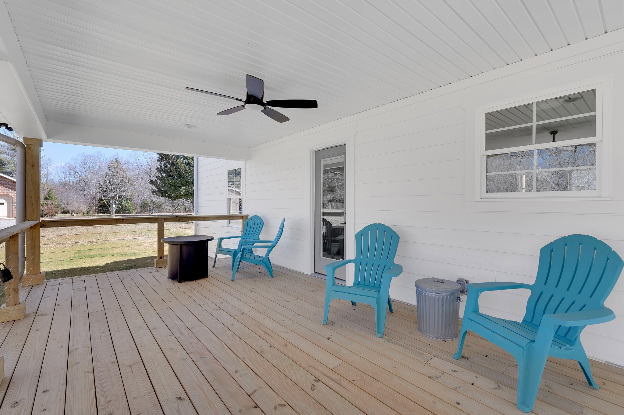 591 Ghea Road Normandy, TN 37360 - Photo 10 of 48 a living room with furniture