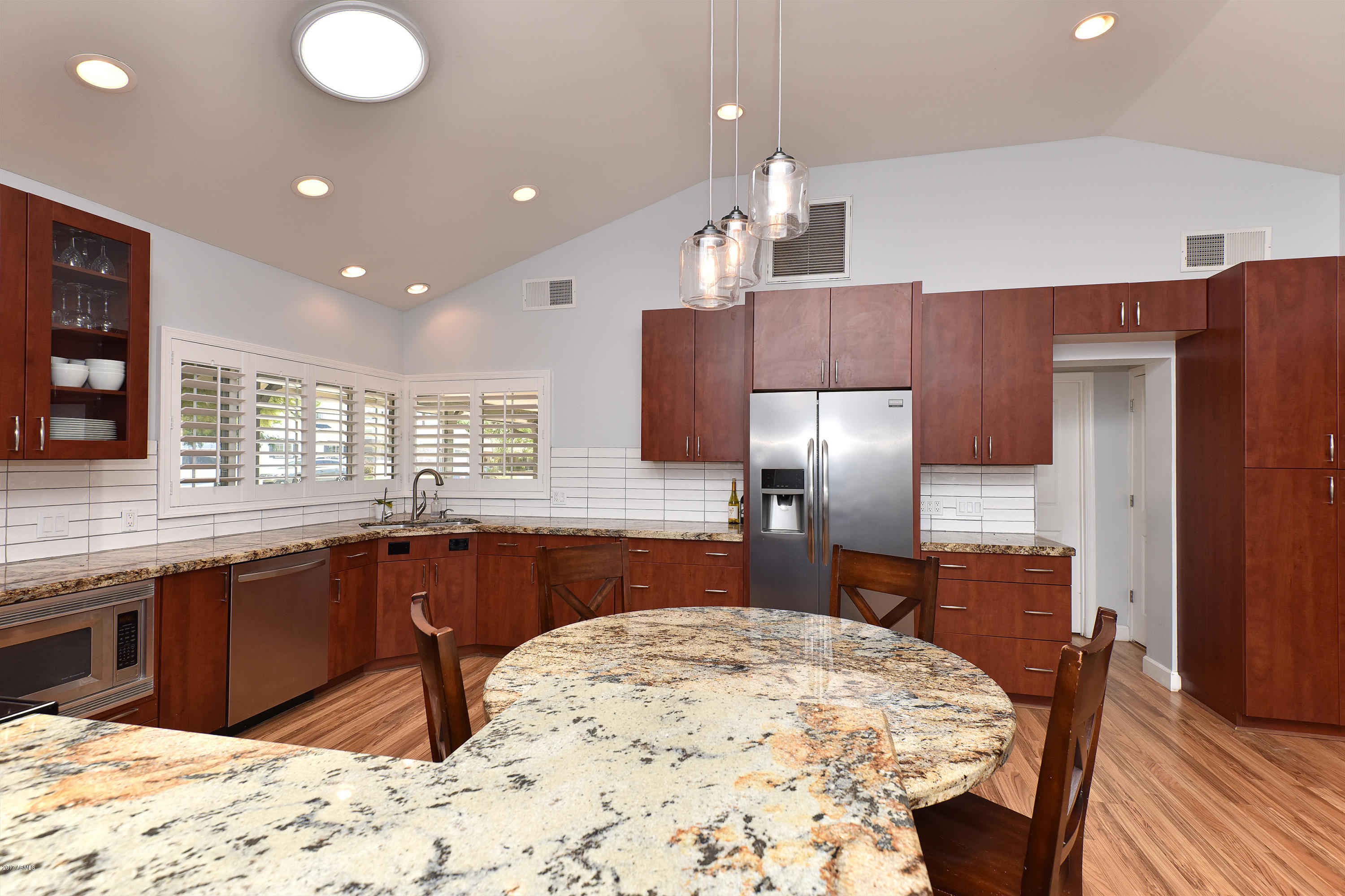 3864 North 50th Street Phoenix, AZ 85018 - Photo 16 of 53 016_Kitchen 3