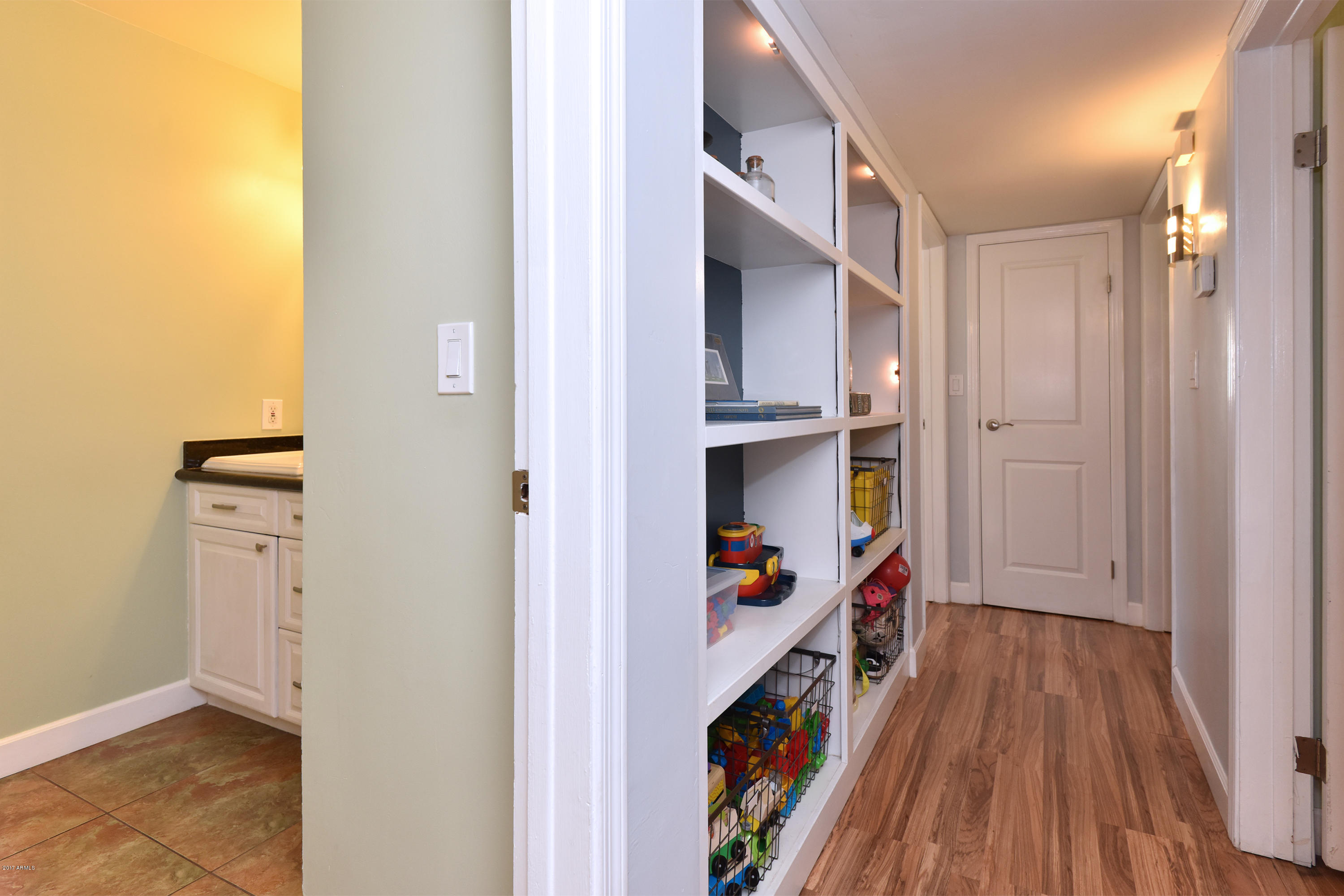 3864 North 50th Street Phoenix, AZ 85018 - Photo 41 of 53 041_Hall Details