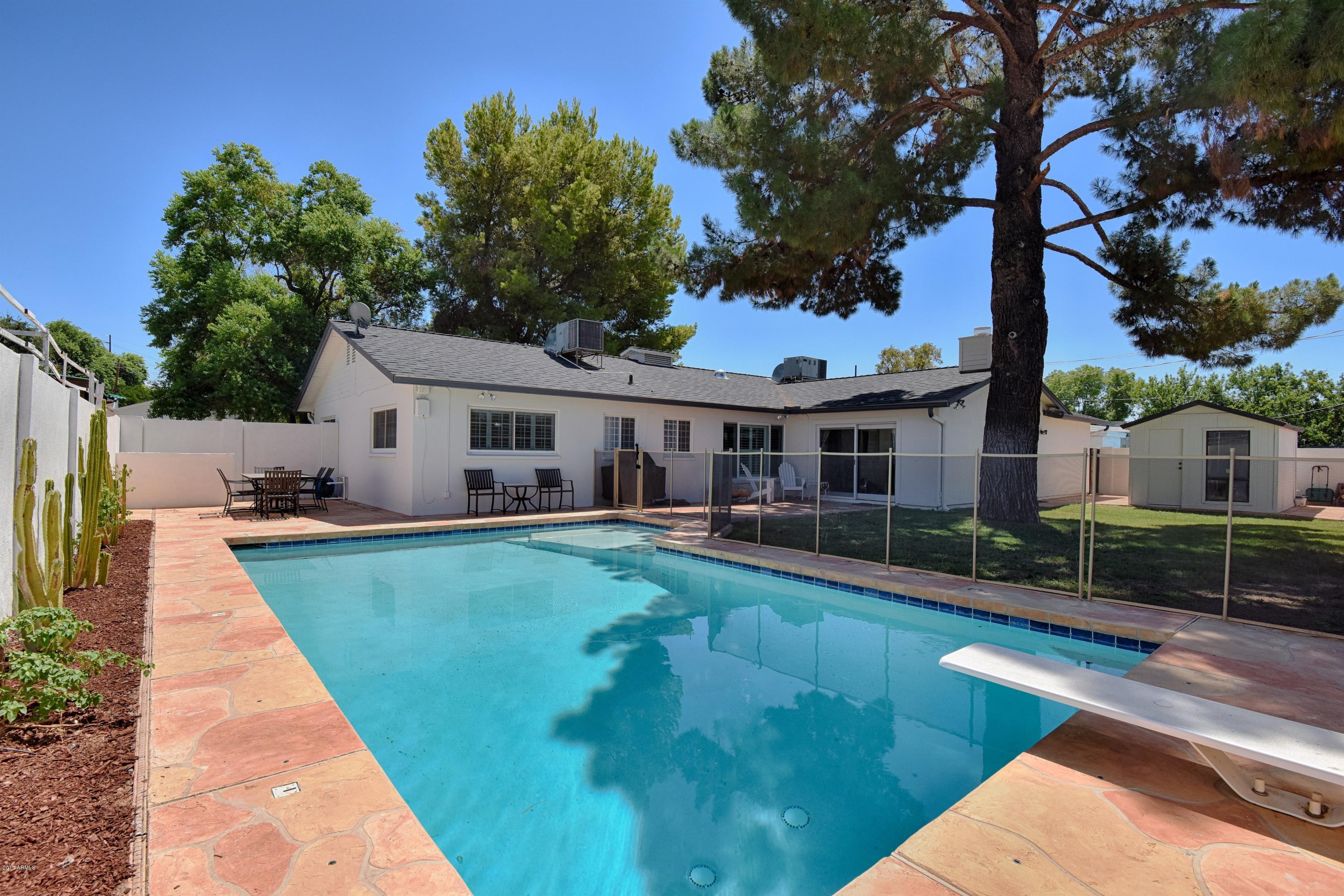 3864 North 50th Street Phoenix, AZ 85018 - Photo 44 of 53 044_Pool 2