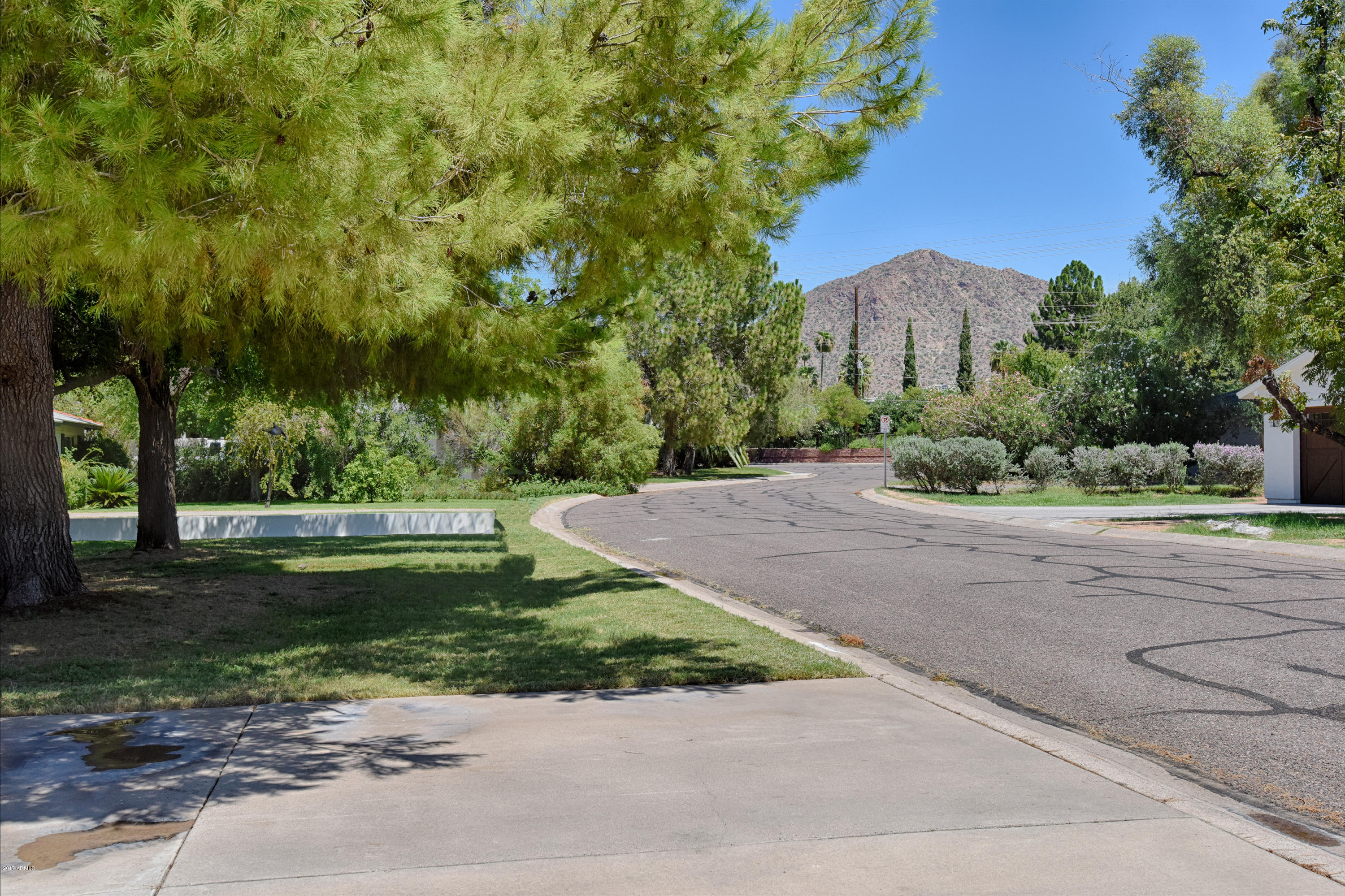 3864 North 50th Street Phoenix, AZ 85018 - Photo 45 of 53 045_Mtn Views