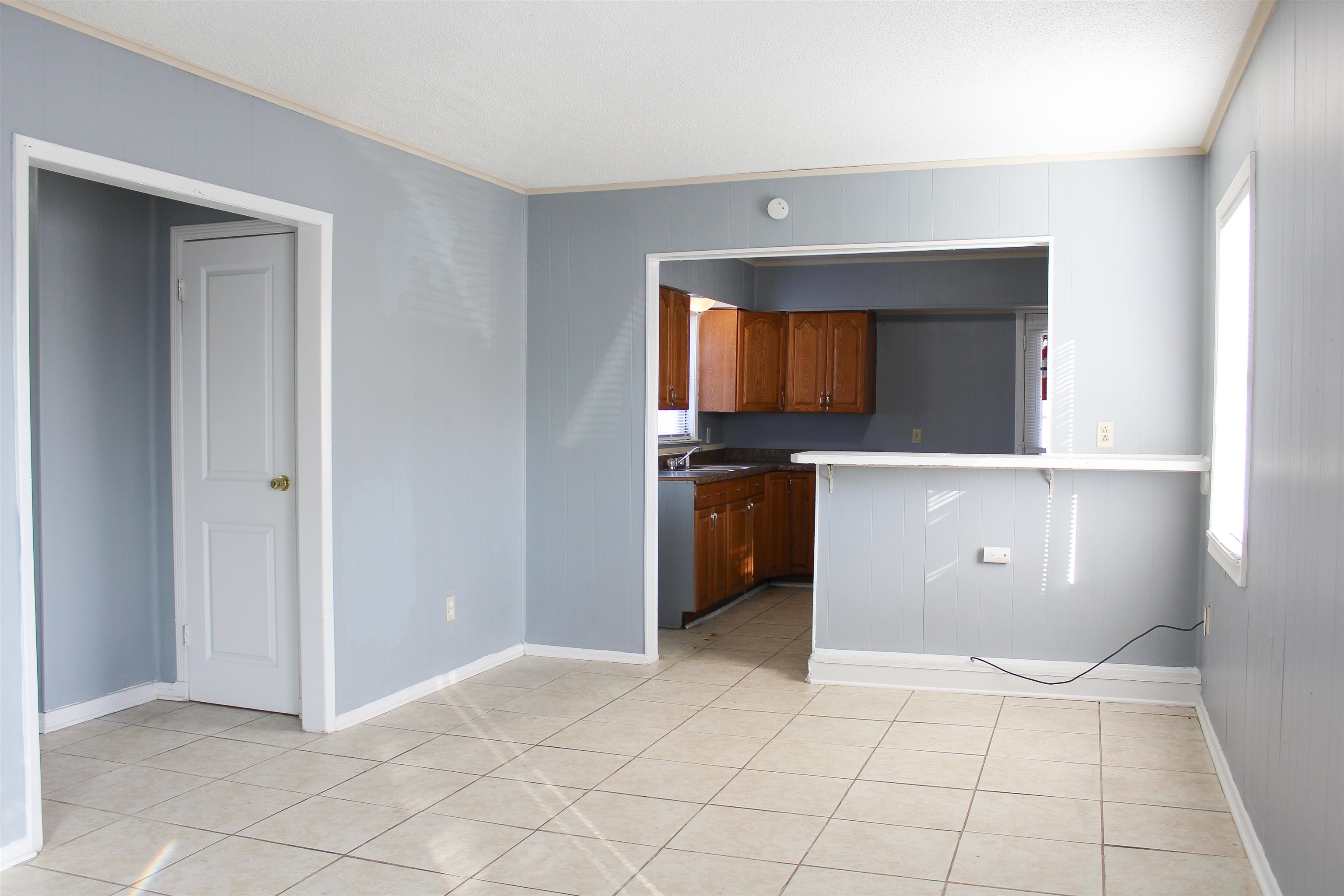 1576 Railton Road Memphis, TN 38111 - Photo 10 of 12 a view of kitchen cabinets