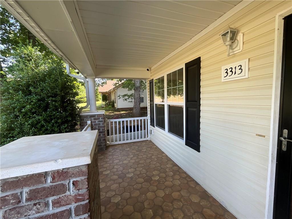 3313 Ridgeback Drive Winston-Salem, NC 27107 - Photo 6 of 34