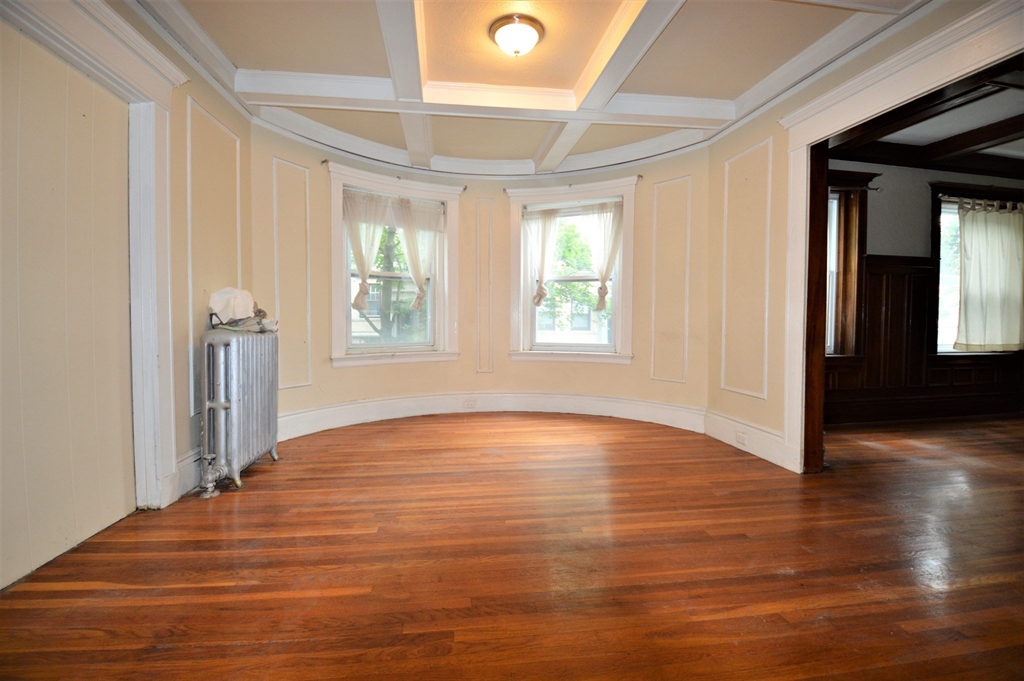 141 Fuller Street, Unit 1 Brookline, MA 02446 - Photo 5 of 18