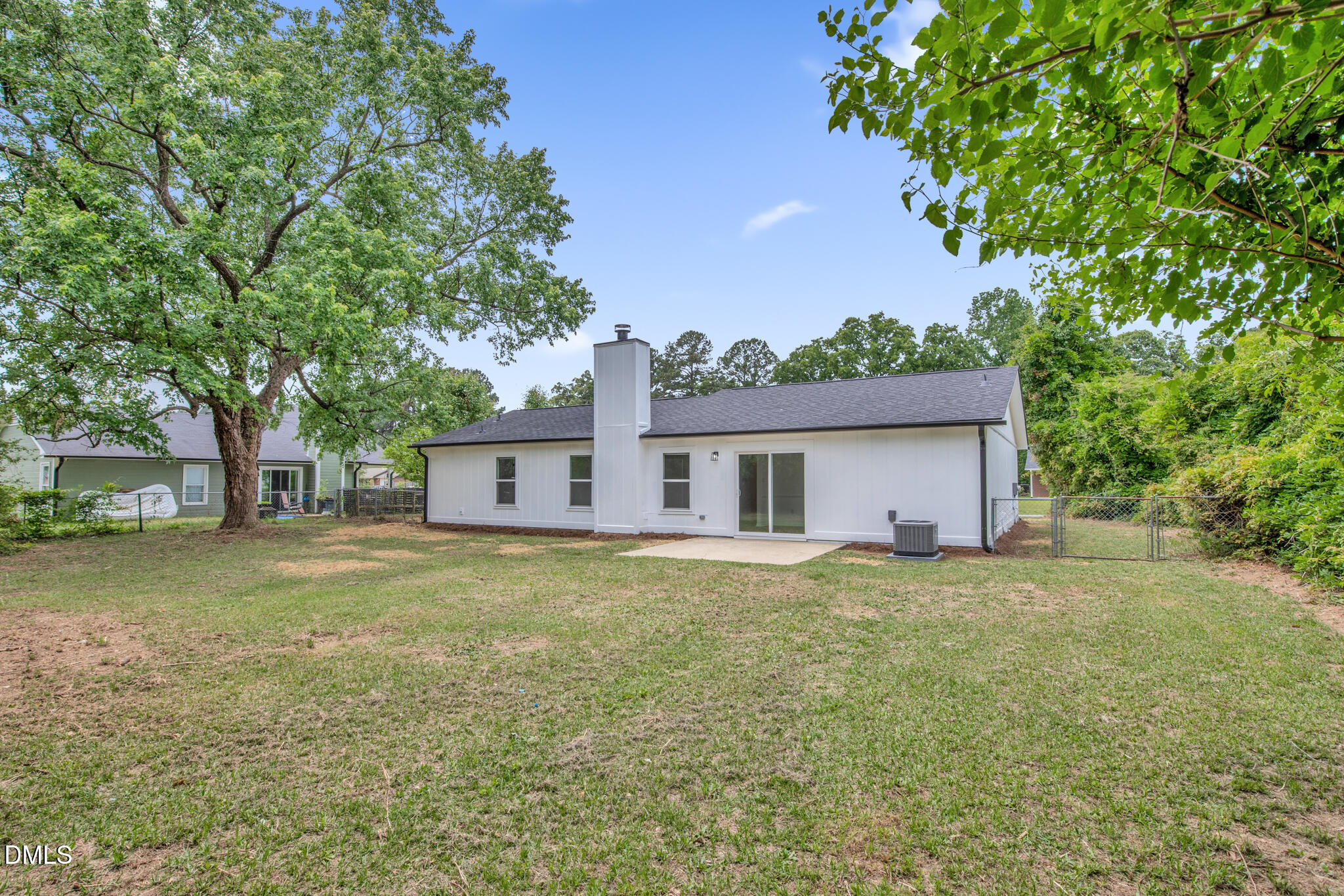 151 Eulon Loop Raeford, NC 28376 - Photo 28 of 30 151 Eulon Loop Raeford(33 of 36)