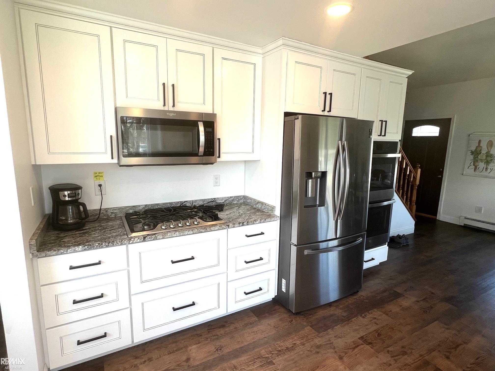 33920 Schneider Road Chesterfield, MI 48047 - Photo 7 of 24