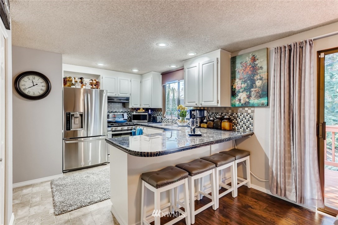 3110 223rd Place Southeast Bothell, WA 98021 - Photo 6 of 28