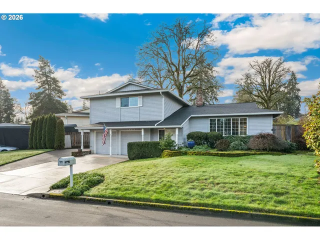 $535,000 | 16615 Churchill Drive, Gladstone, OR 97027