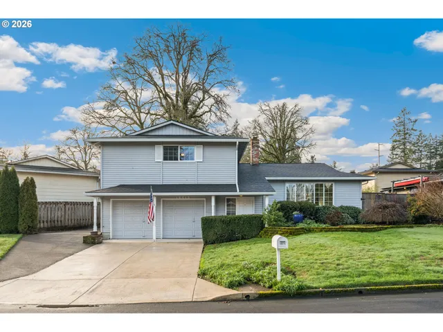 $535,000 | 16615 Churchill Drive, Gladstone, OR 97027
