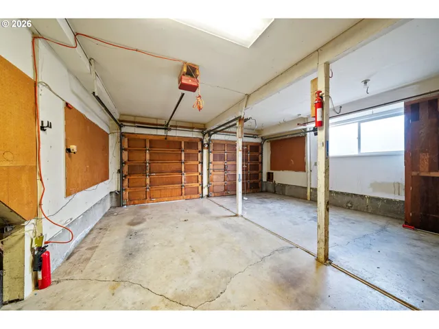 $535,000 | 16615 Churchill Drive, Gladstone, OR 97027