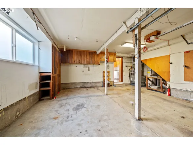 $535,000 | 16615 Churchill Drive, Gladstone, OR 97027