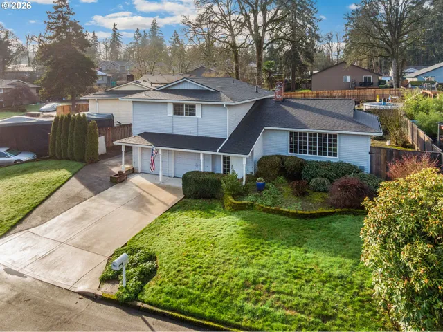 $535,000 | 16615 Churchill Drive, Gladstone, OR 97027