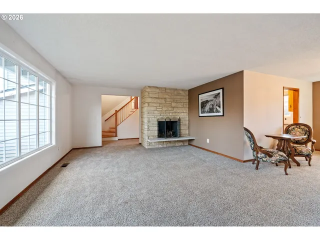 $535,000 | 16615 Churchill Drive, Gladstone, OR 97027