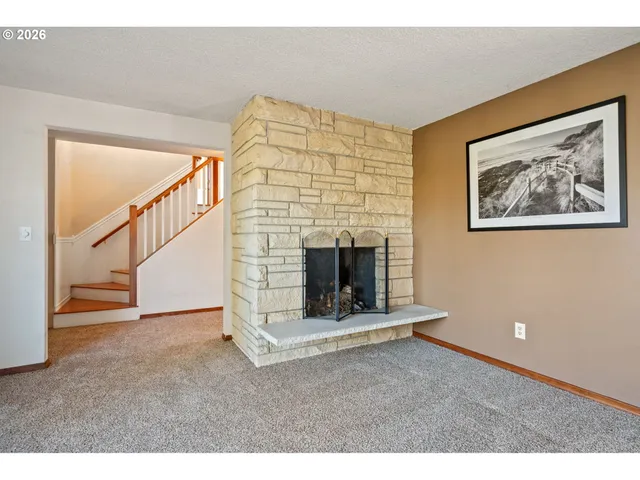 $535,000 | 16615 Churchill Drive, Gladstone, OR 97027