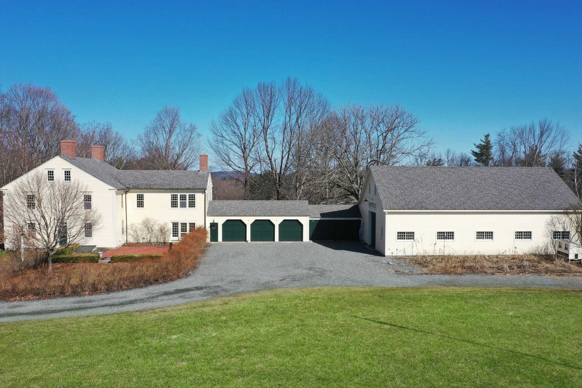 7518 Currier Road Loudon, NH 03307 - Photo 2 of 40