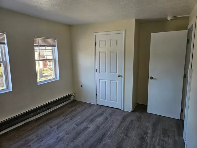 $2,300 | 89 6th Street, Dover, NH 03820