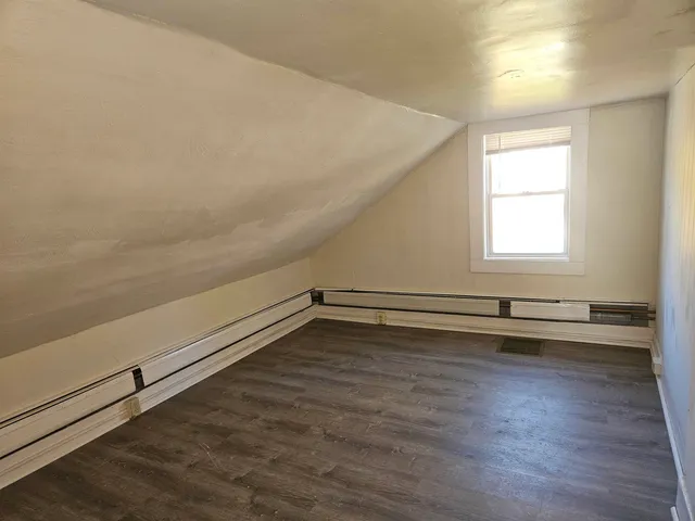 $2,300 | 89 6th Street, Dover, NH 03820