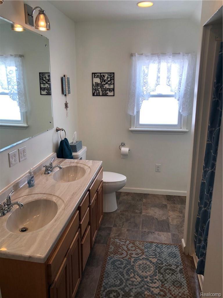 5405 Mason Road Owosso, MI 48867 - Photo 13 of 32 13.JPG
