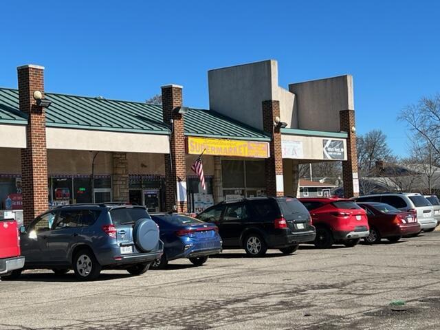 5301 Hedgewood Road Columbus, OH 43229 - Photo 38 of 40 Forest Park shops