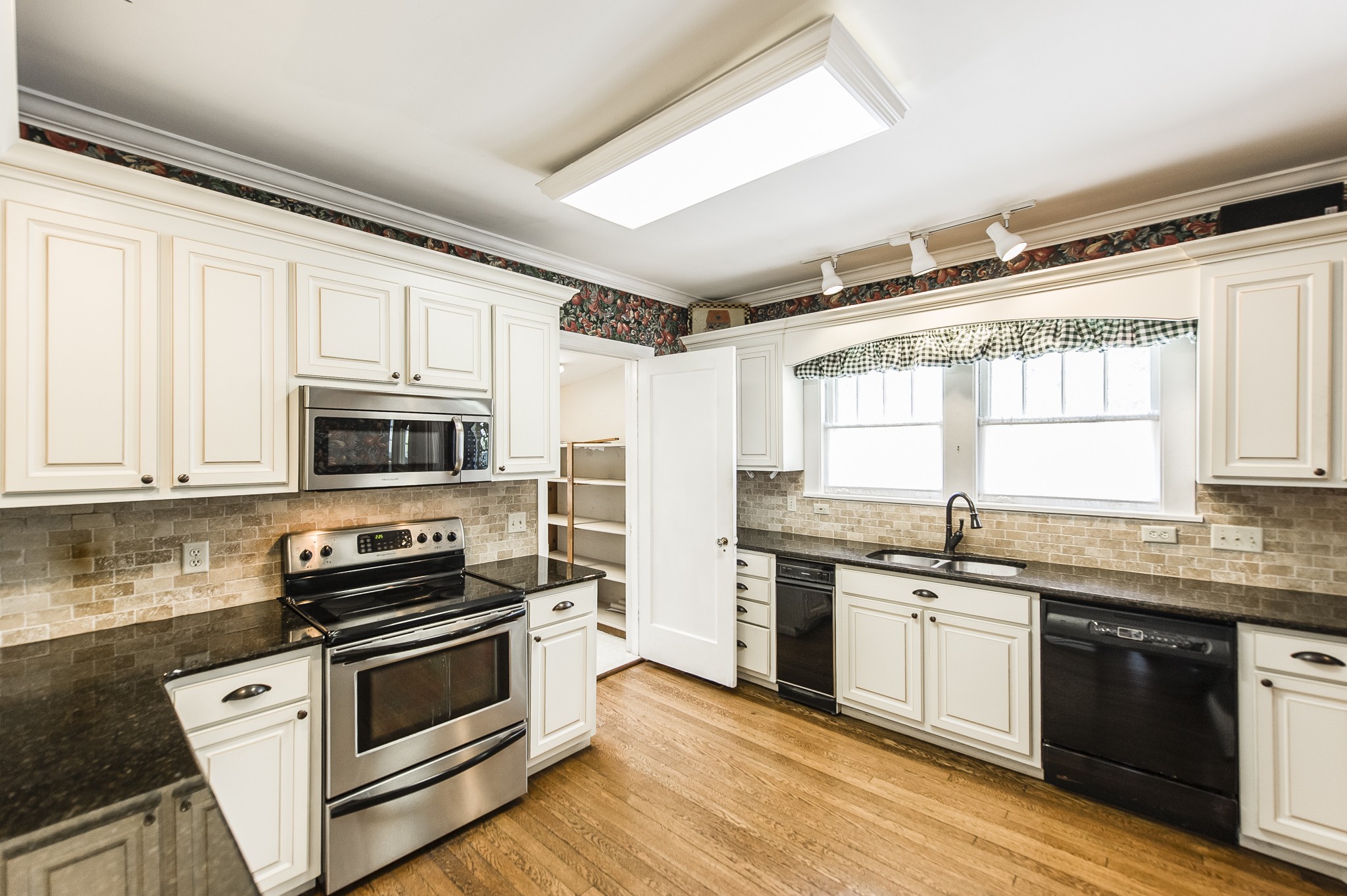 3500 Murphy Road Nashville, TN 37205 - Photo 32 of 70 Gallery Image 32