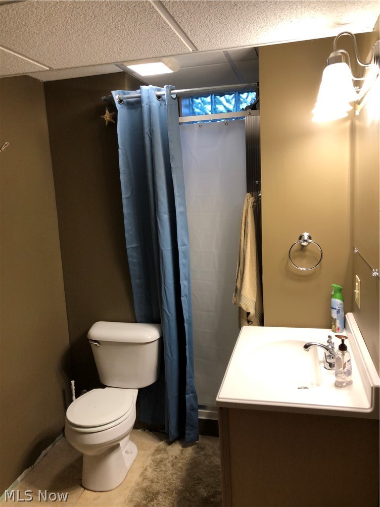 8 Old State Road South Norwalk, OH 44857 - Photo 15 of 23 Full bathroom in basement with whirlpool.
