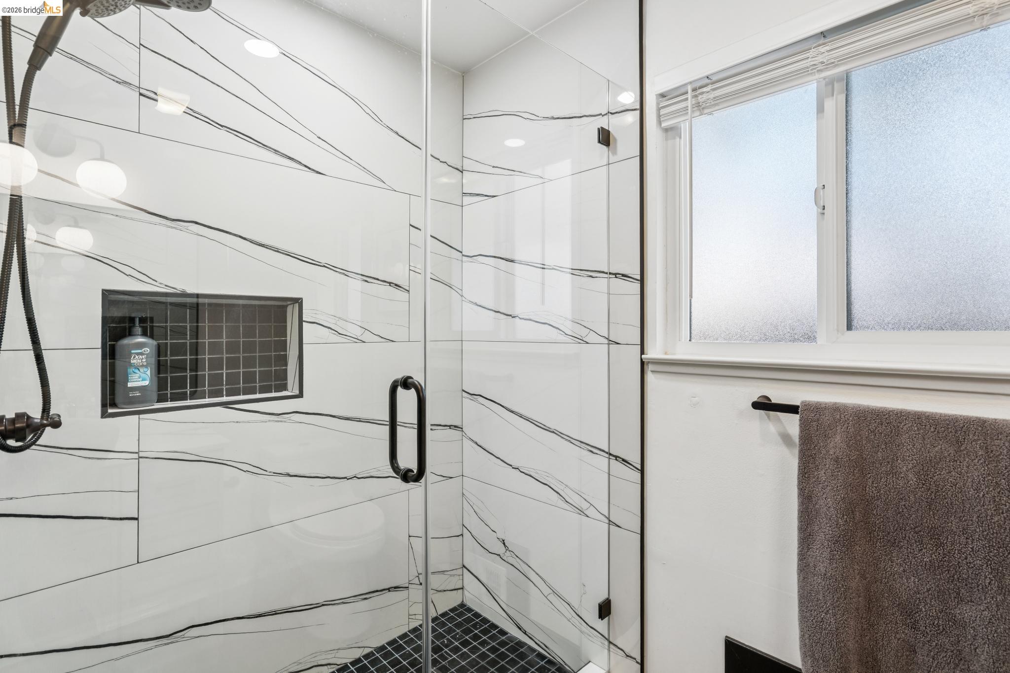 3093 Diablo View Road Pleasant Hill, CA 94523 - Photo 29 of 43 Full bath with a shower stall