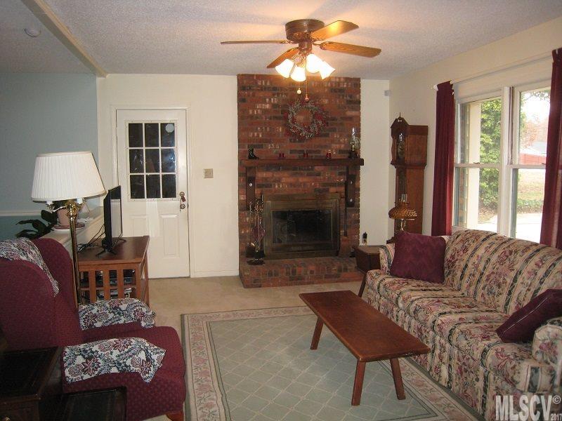 1727 Piney Road Hickory, NC 28602 - Photo 10 of 16 Gallery Image 10