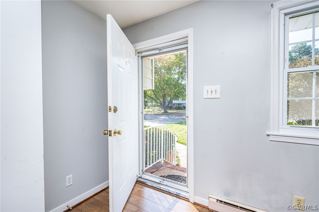 2702 Tanager Road Henrico, VA 23228 - Photo 3 of 23 Gallery Image 3