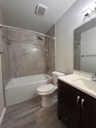 a bathroom with a bathtub