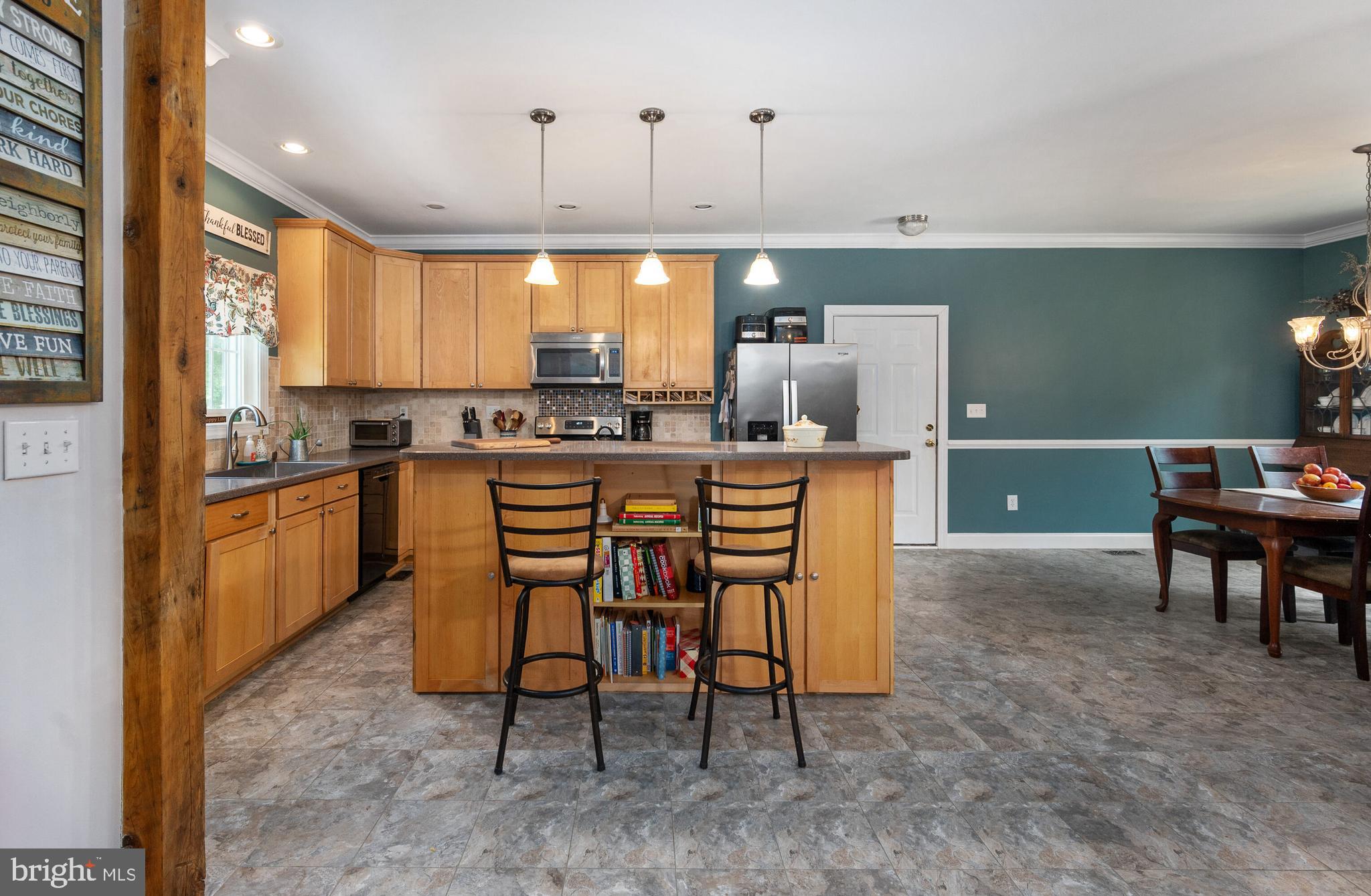 13401 Prim Road King George, VA 22485 - Photo 20 of 69 View towards kitchen from living room!