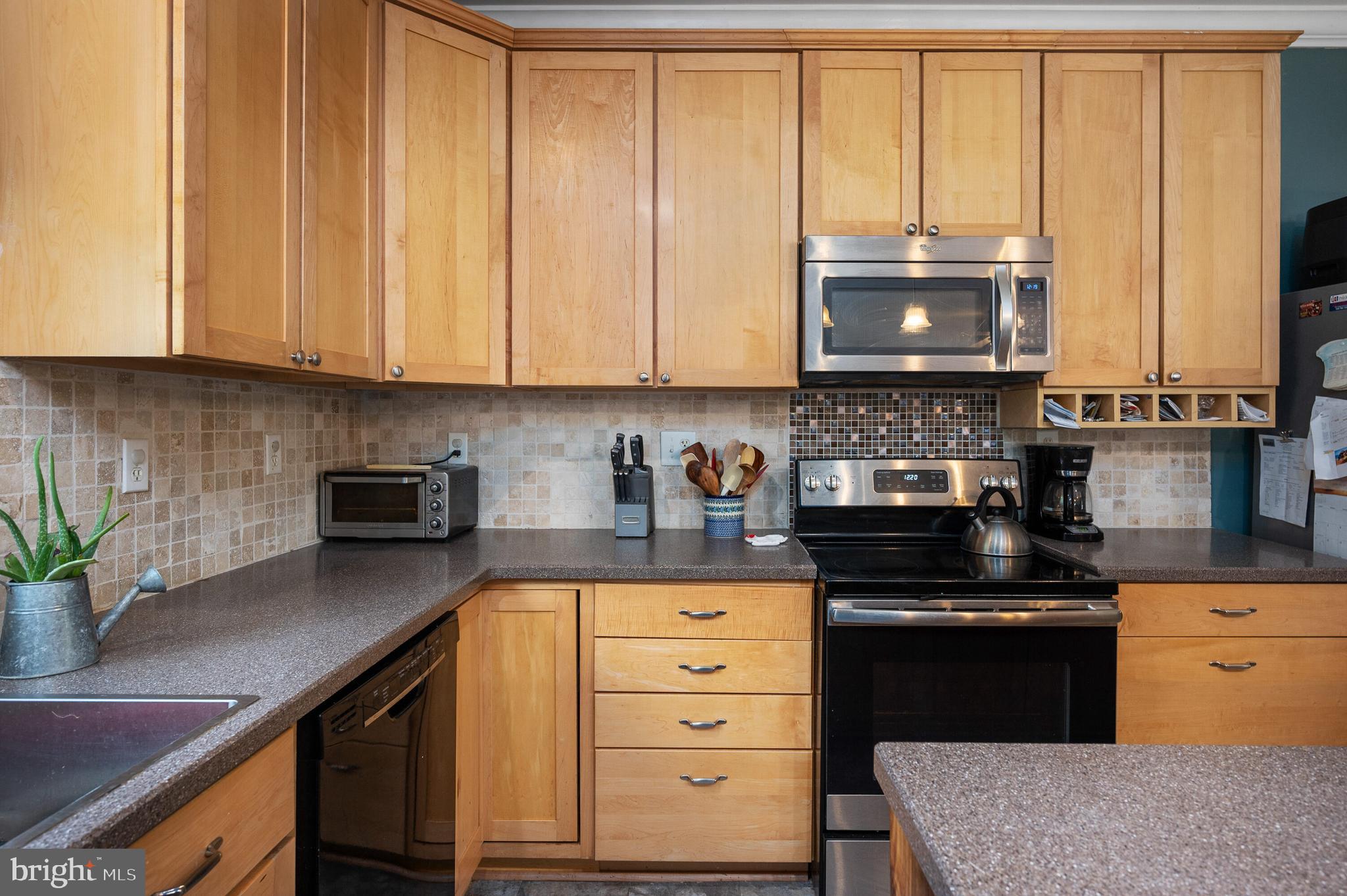 13401 Prim Road King George, VA 22485 - Photo 26 of 69 And smooth top stove-for all your cooking/canning!