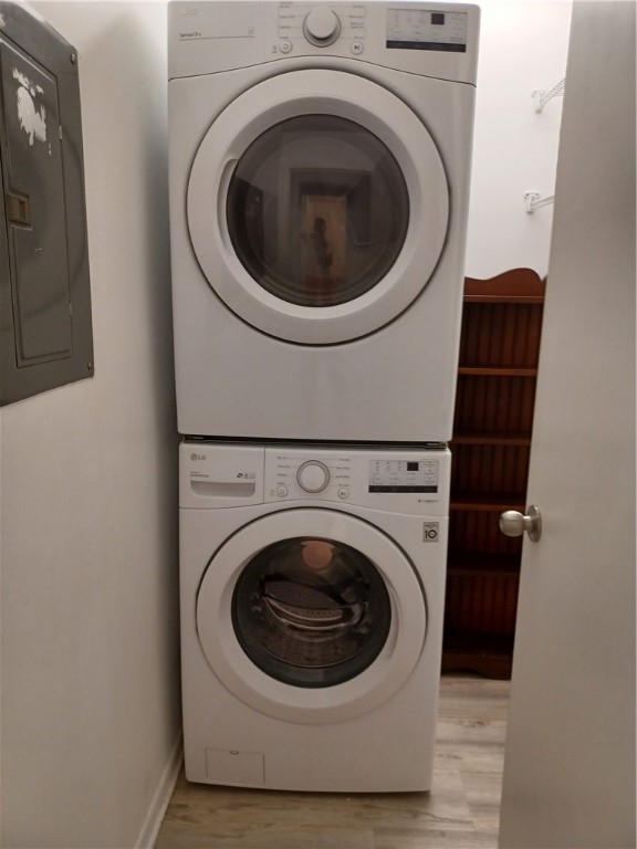 Undisclosed Address Vero Beach, FL 32960 - Photo 11 of 18 a utility room with dryer and washer