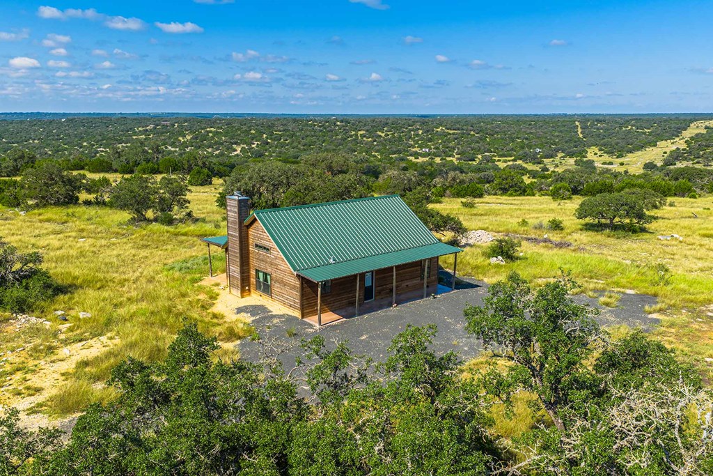 12995 Hackberry Road Rocksprings, TX 78880 - Photo 26 of 49
