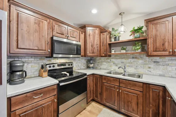 $340,000 | 1352 Juniper Place, Eau Claire, WI 54703