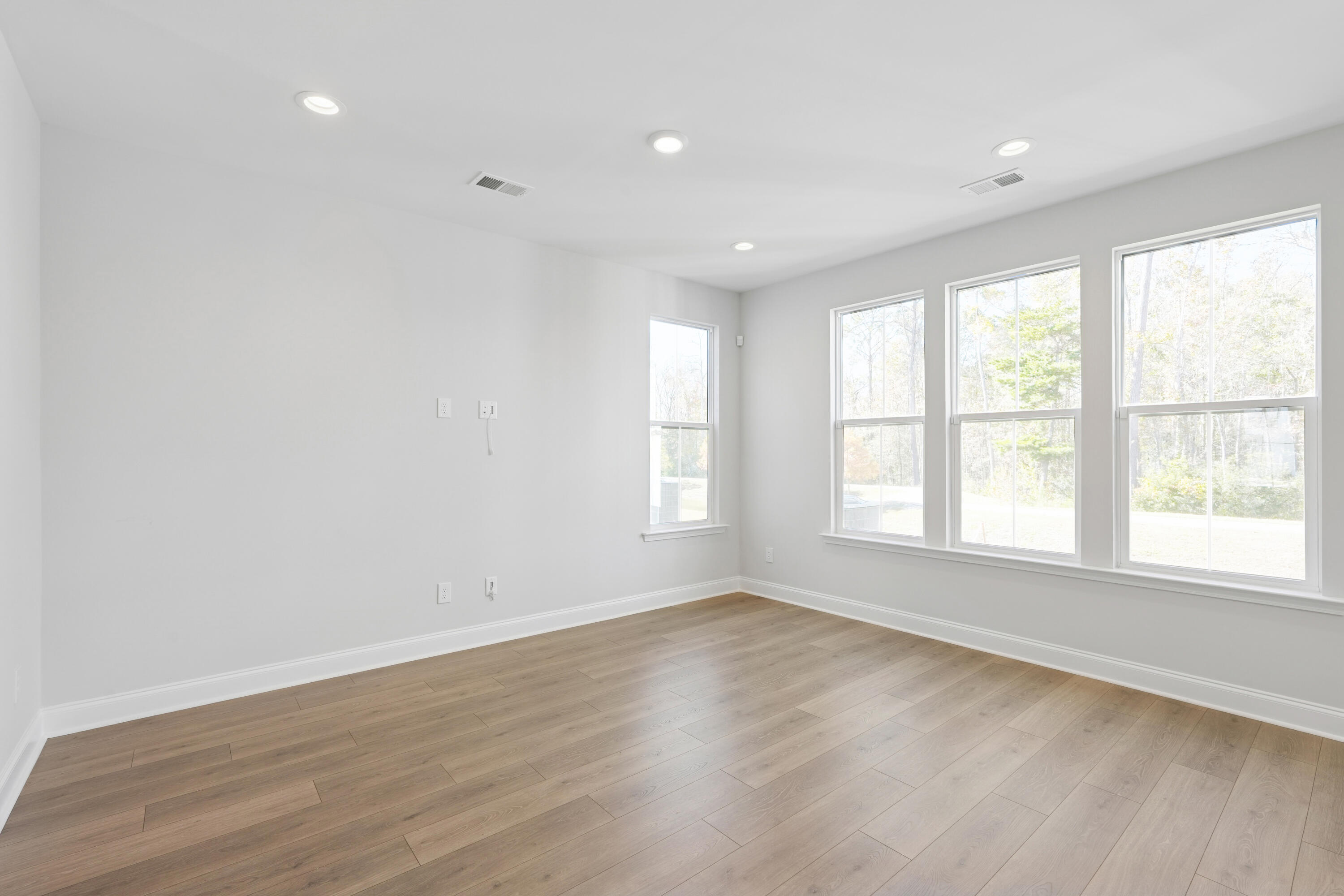 435 Queenview Lane Charleston, SC 29414 - Photo 10 of 21 Great Room