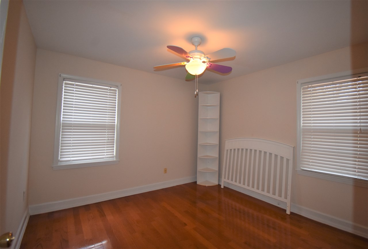 2995 Walnut Grove Road, Unit 1 Memphis, TN 38111 - Photo 6 of 9 Gallery Image 6