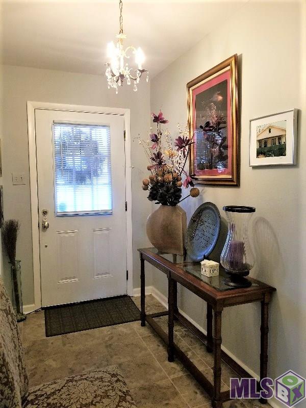 363 Wingate Drive Baton Rouge, LA 70815 - Photo 4 of 25 Foyer