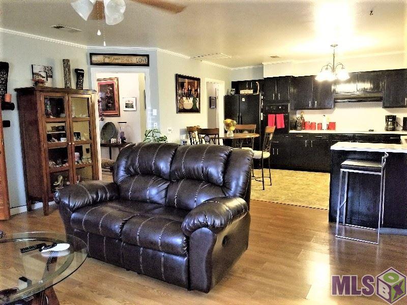 363 Wingate Drive Baton Rouge, LA 70815 - Photo 25 of 25 Very Open Floorplan!