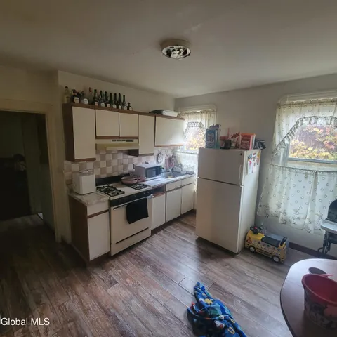 $379,900 | 938 Park Avenue, Schenectady, NY 12308