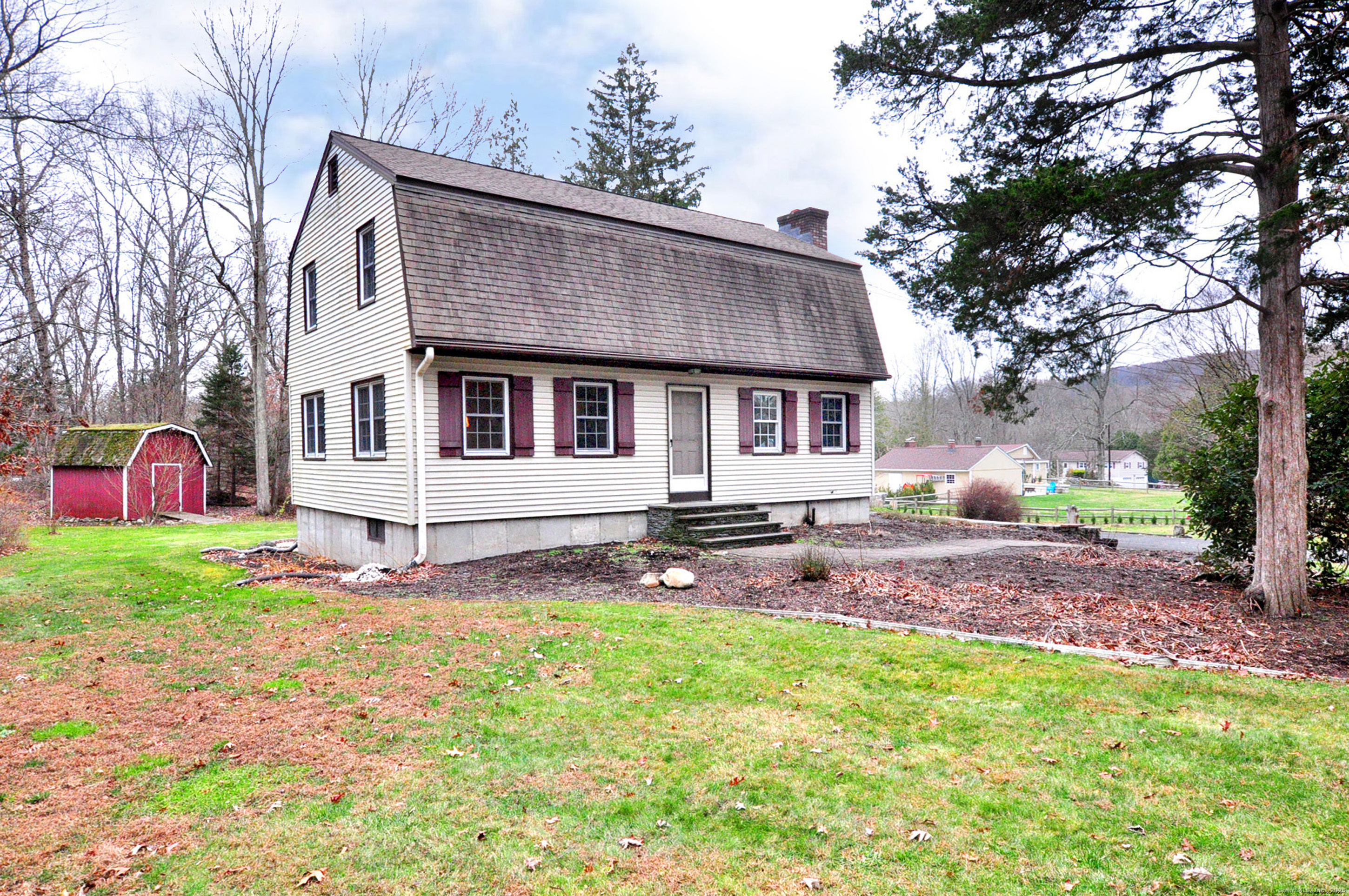 913 Jeremy Swamp Road Southbury, CT 06488 - Photo 30 of 31 Side of house
