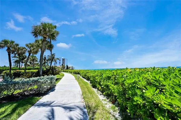 $5,500 | 4751 Gulf Shore Boulevard North, Unit 507, Naples, FL 34103