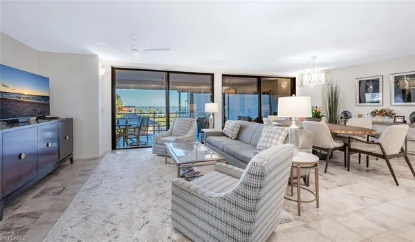 $5,500 | 4751 Gulf Shore Boulevard North, Unit 507, Naples, FL 34103