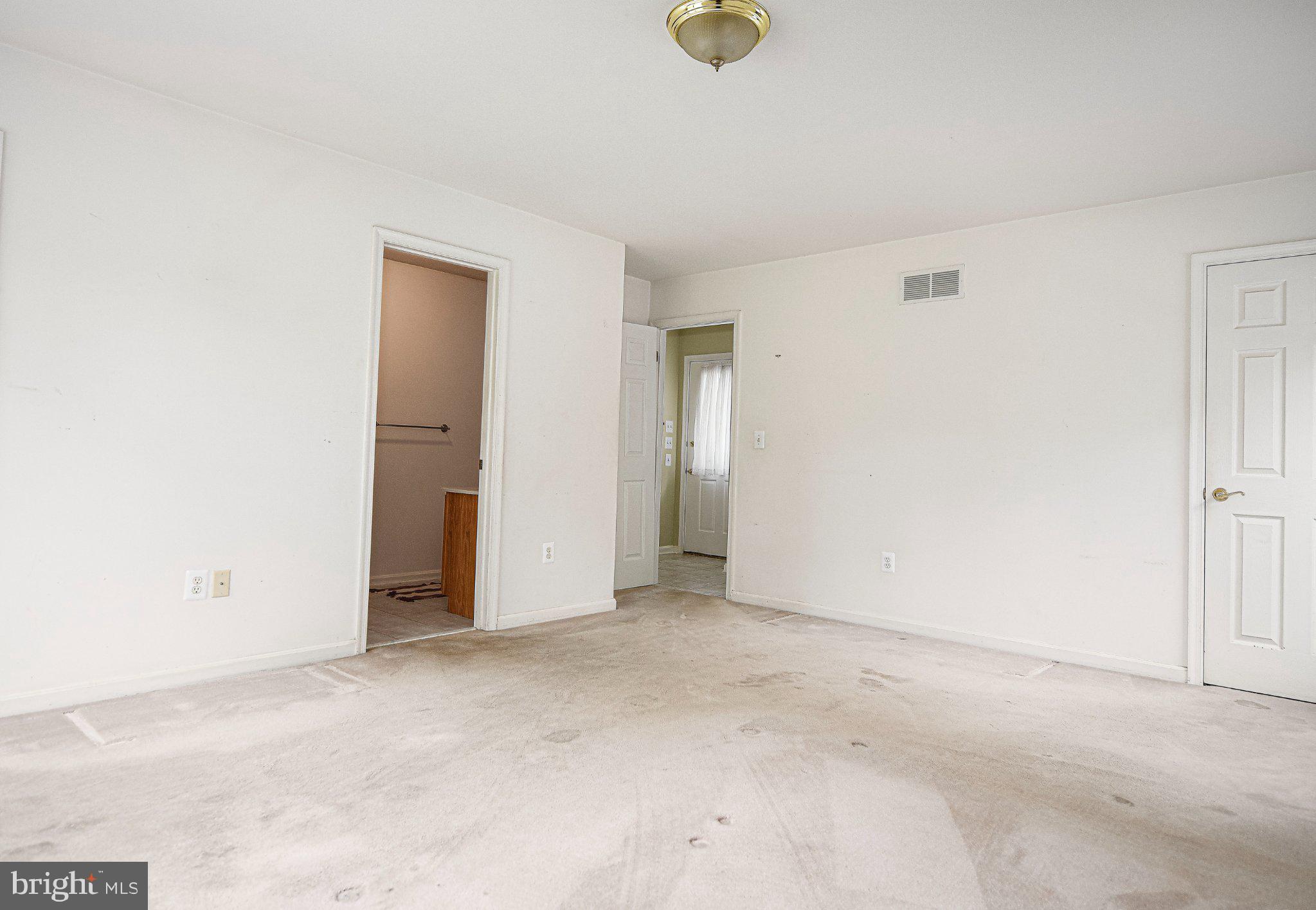 711 Gilbert Road Aberdeen, MD 21001 - Photo 15 of 54 an empty room with closet area