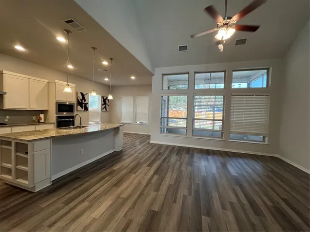 $3,400 | 121 Red Granite Road, Georgetown, TX 78633