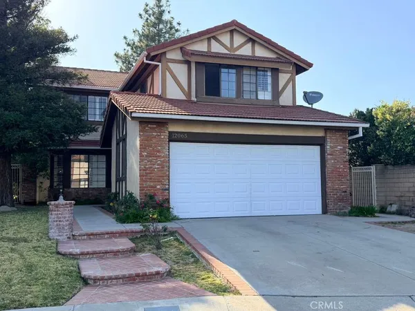 $1,125,000 | 12065 Shadow Glen Lane, Porter Ranch, CA 91326